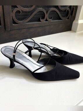 Stuart Weitzman Slingback Kitten Heels 9.5